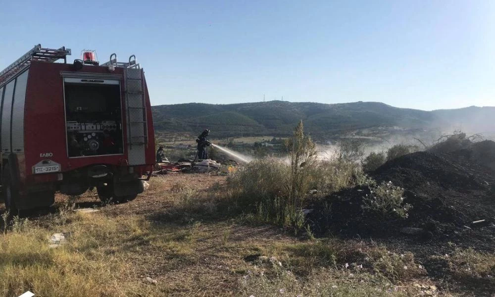 Καλαμαριά: Εμπρησμό στο στρατόπεδο Κόδρα καταγγέλλει ο δήμαρχος (βίντεο)